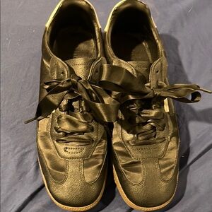 Steve Madden Black Sneakers